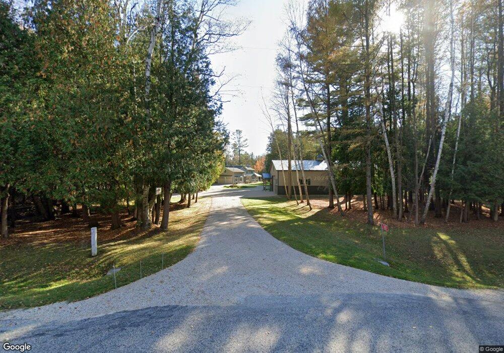 2425 E Goodwin Rd, Manitowoc, WI 54220 - photo 1