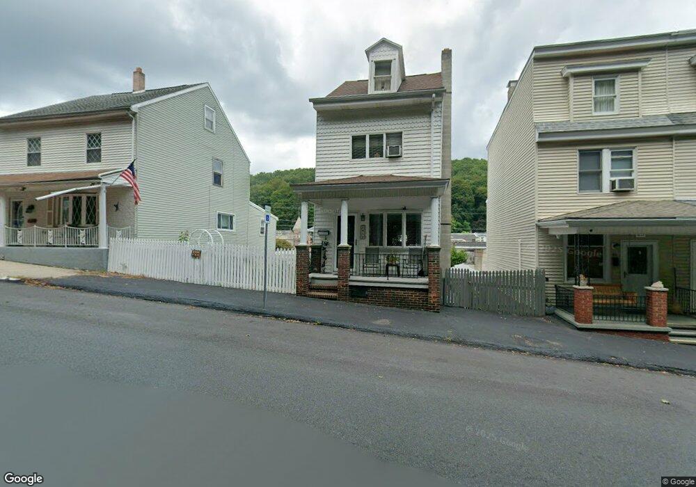 415 Walnut St, Ashland, PA 17921 - photo 1