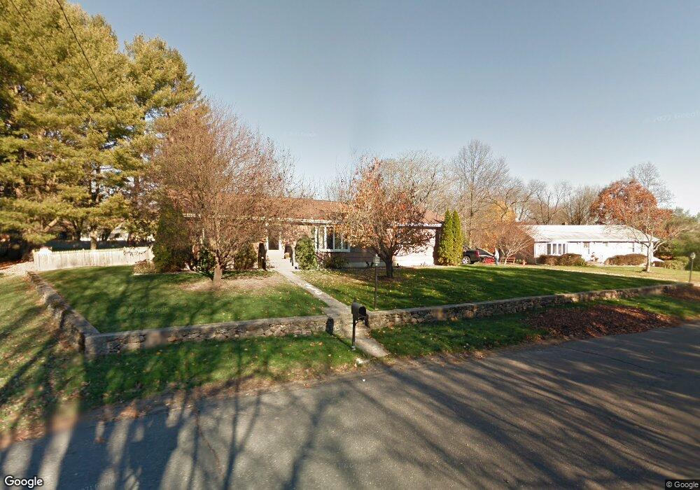 11 Rutlee Dr, Trumbull, CT 06611 - photo 1