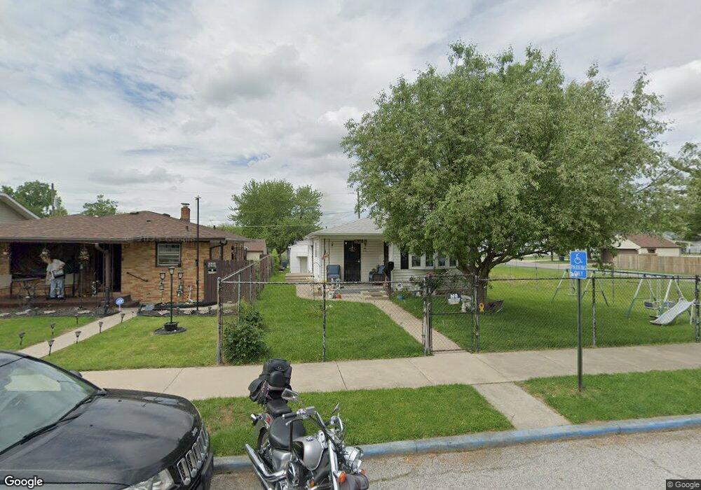 160 N 6th Ave, Beech Grove, IN 46107 - photo 1