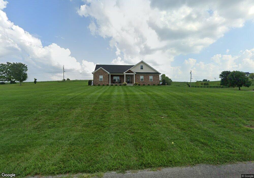 147 Palm Dr, Harrodsburg, KY 40330 - photo 1