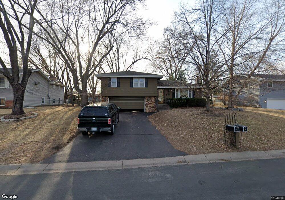 9343 Valley Forge Ln N, Maple Grove, MN 55369 - photo 1