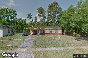 1608 Penicault Dr, Mobile, AL 36605