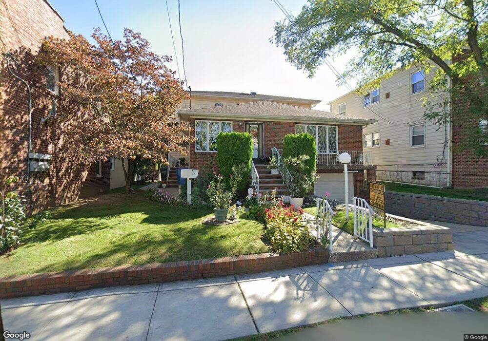 81 Albert St, Woodbridge, NJ 07095 - photo 1