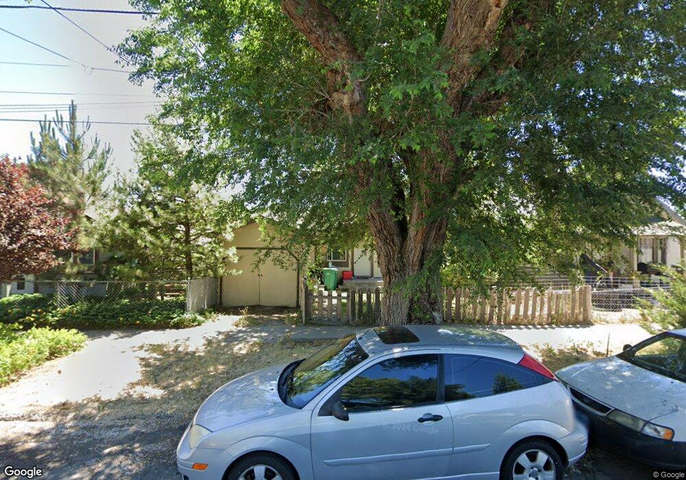 2129 Oak Ave, Klamath Falls, OR 97601 - photo 1