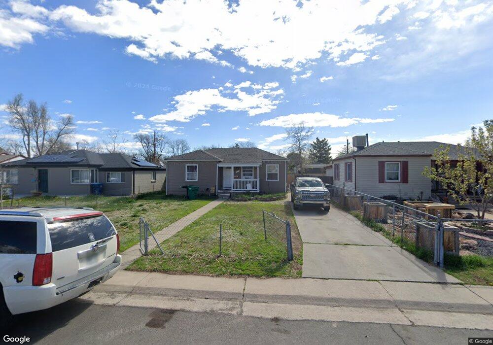 1916 Florence St, Aurora, CO 80010 - photo 1