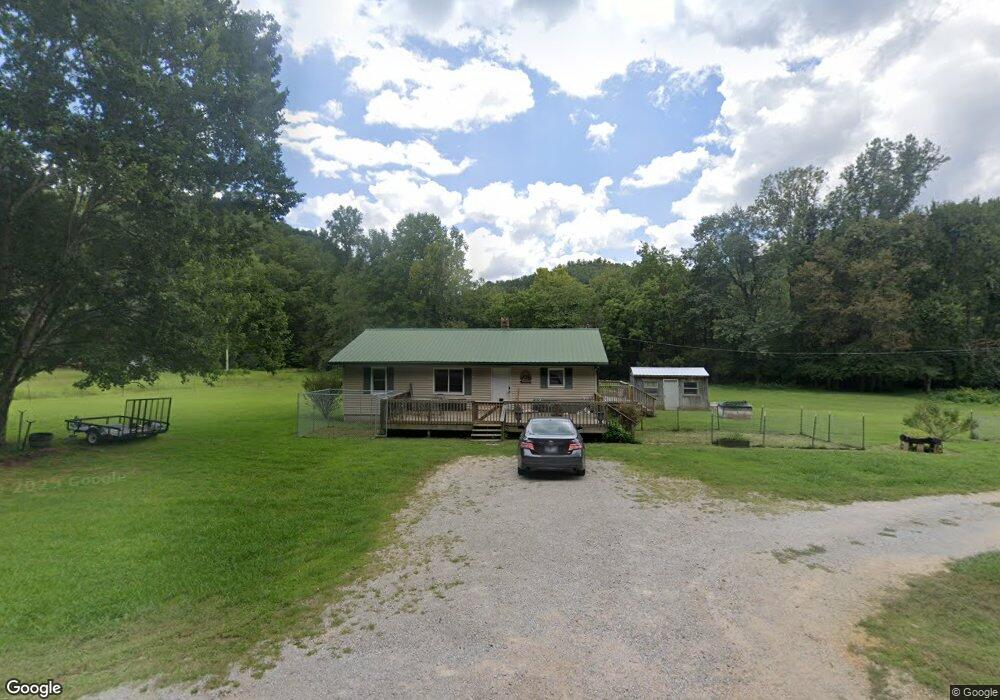 1289 Marsh Creek Rd, Linden, TN 37096 - photo 1