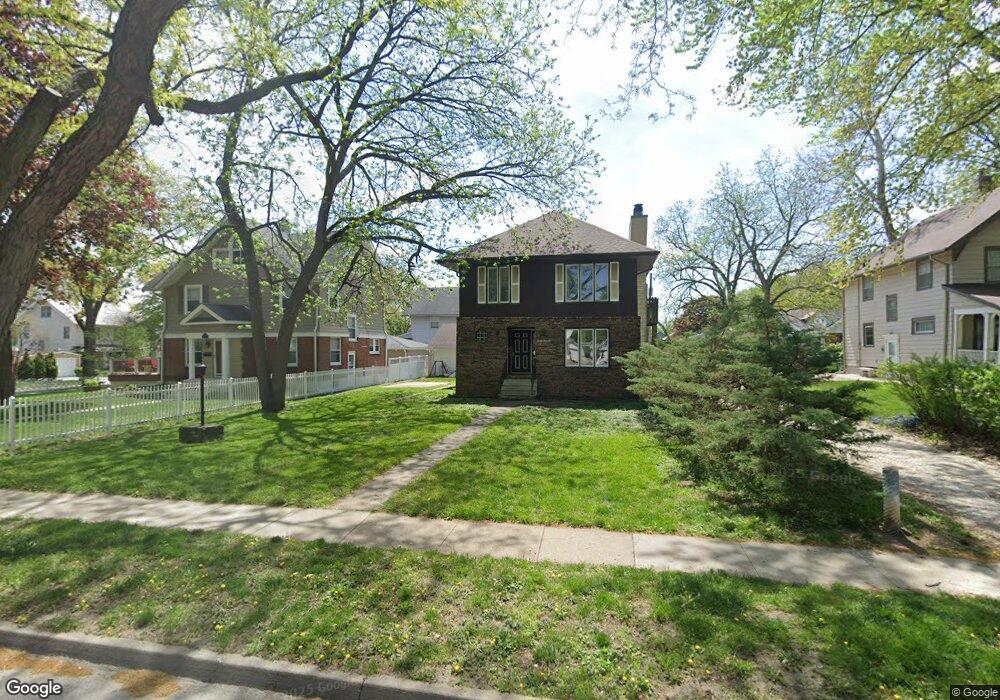 3910 Kingman Blvd, Des Moines, IA 50311 - photo 1