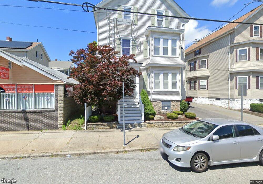 654 Locust St, Fall River, MA 02720 - photo 1