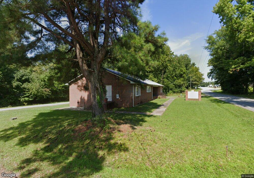 1121 Tidewater Ave, Victoria, VA 23974 - photo 1