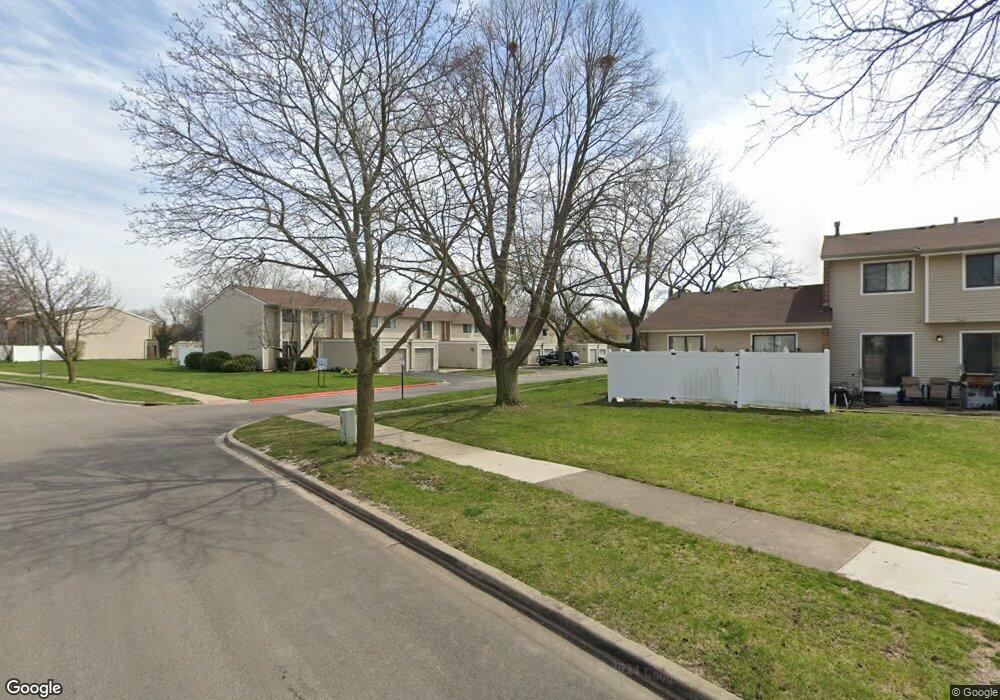 1084 Cascade Dr, Aurora, IL 60506 - photo 1