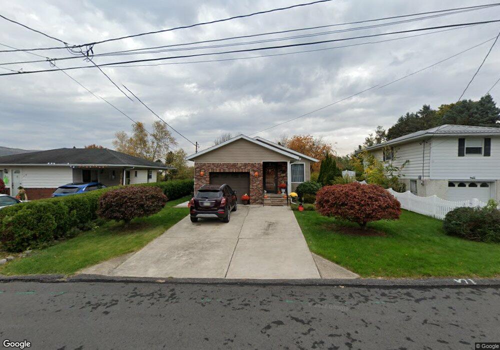 621 Spruce St, Olyphant, PA 18447 - photo 1