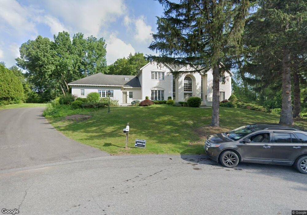 10 Turnberry Ln, Albany, NY 12211 - photo 1