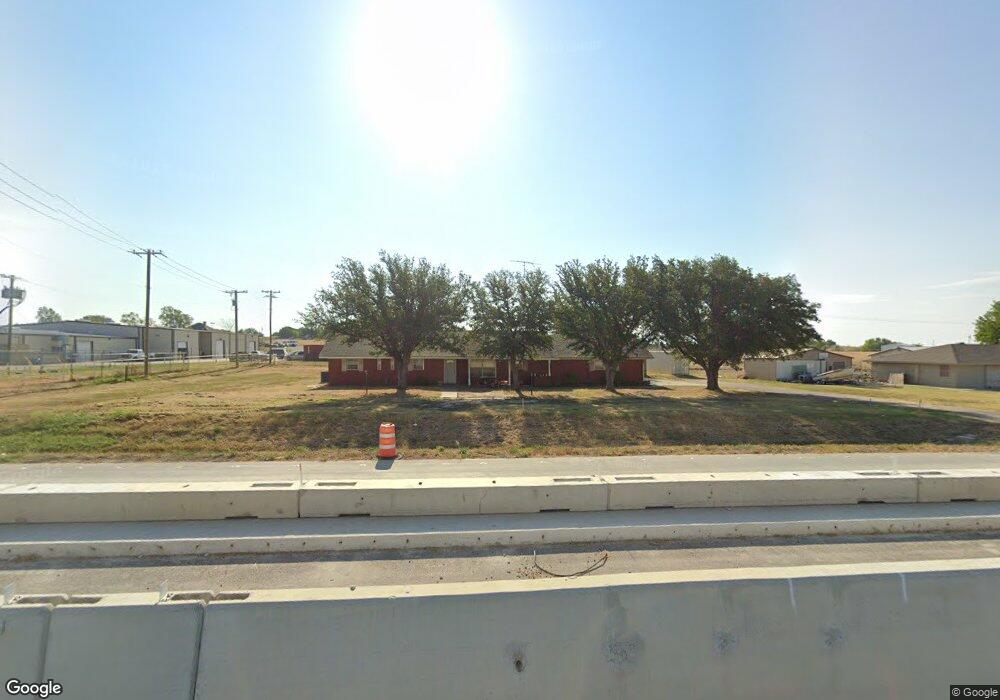 2721 S Interstate 35, Gainesville, TX 76240 - photo 1