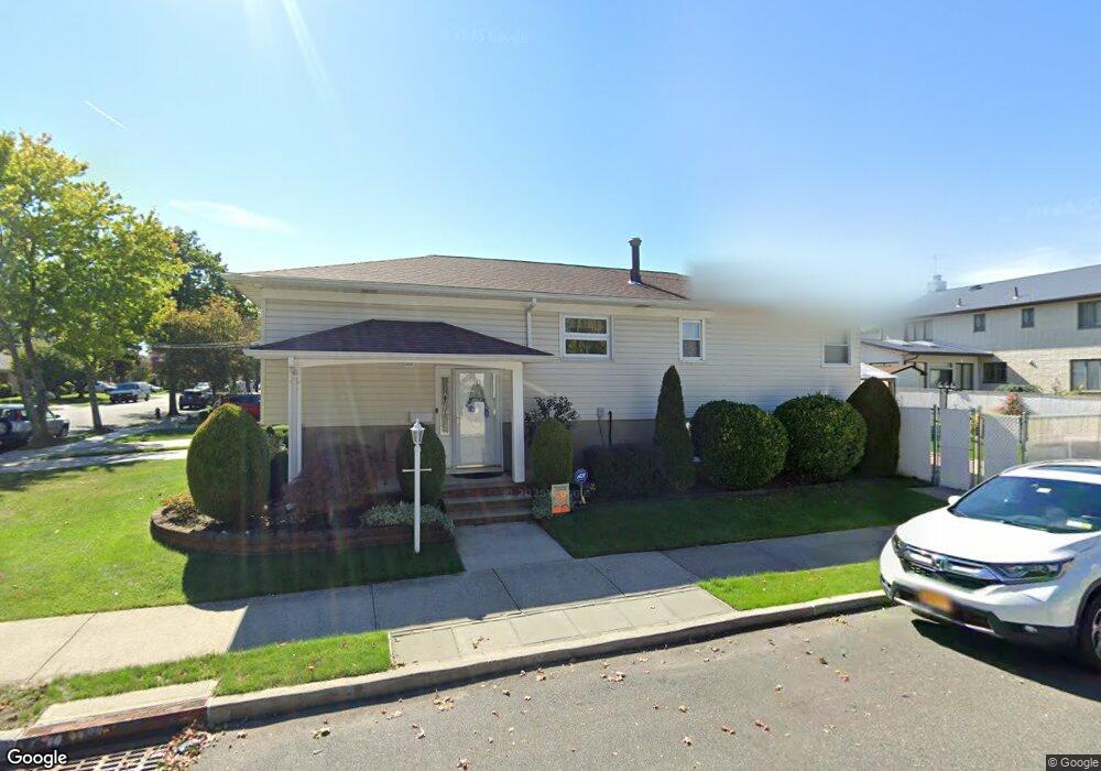 41 Rathbun Ave, Staten Island, NY 10312 - photo 1