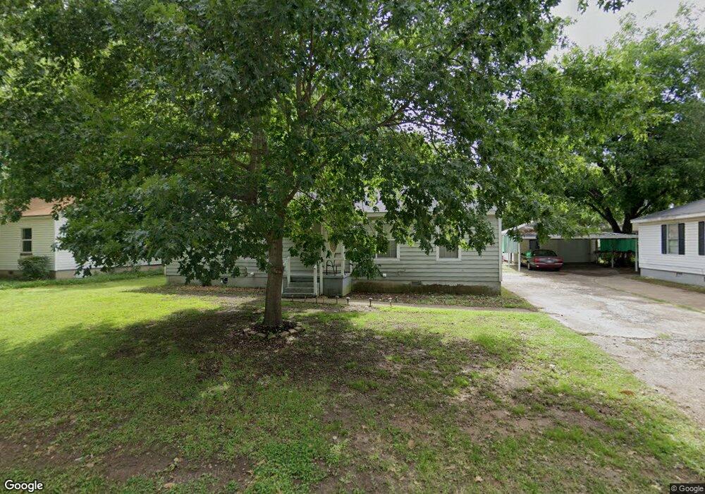 323 Ash St, Ardmore, OK 73401 - photo 1