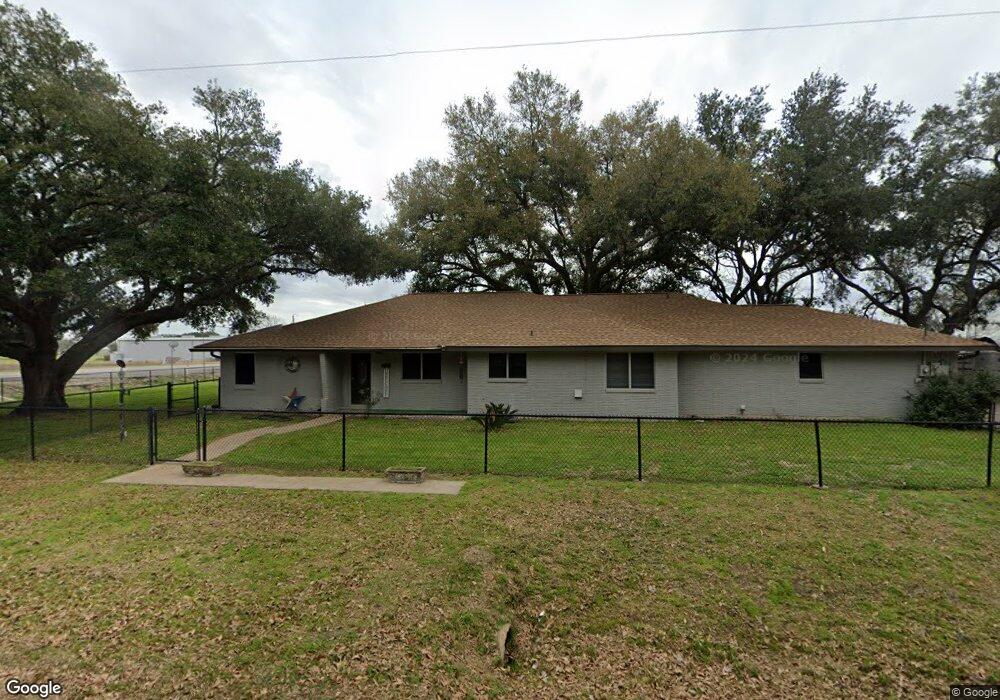 9031 Kneitz Rd, Needville, TX 77461 - photo 1