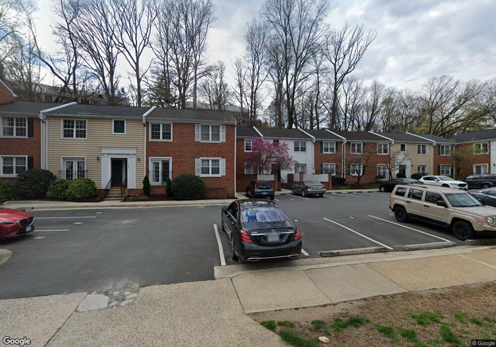 2611 S Walter Reed Dr unit D, Arlington, VA 22206 - photo 1