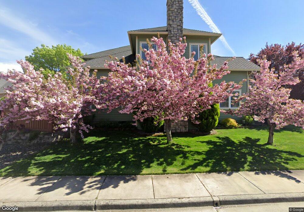 2136 Rabun Way, Central Point, OR 97502 - photo 1