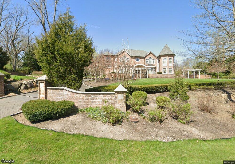 17 Longwood Rd, Port Washington, NY 11050 - photo 1