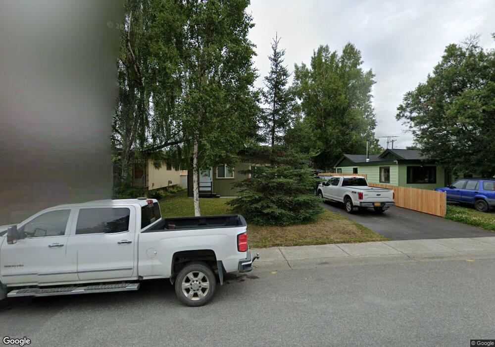 927 W 20th Ave, Anchorage, AK 99503 - photo 1