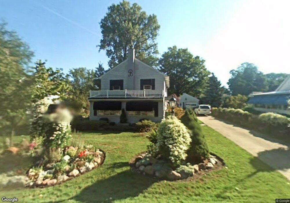 319 Roslyn Ave, Erie, PA 16505 - photo 1