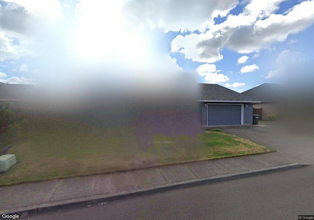 1082 S Pine St, Canby, OR 97013 - photo 1