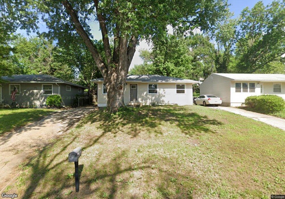 3112 SE Girard St, Topeka, KS 66605 - photo 1