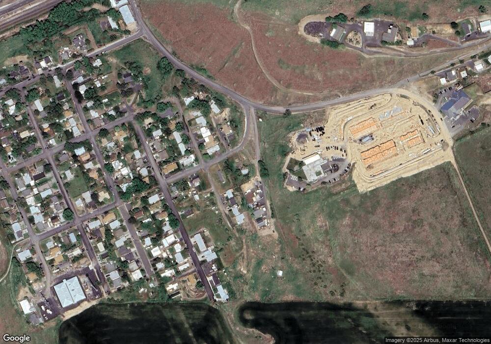 807 SE 11th St, Pendleton, OR 97801 - photo 1