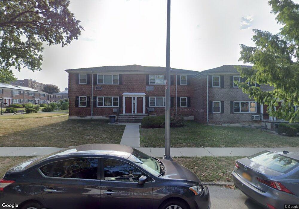 67-53 152nd St unit 195 B, Flushing, NY 11367 - photo 1