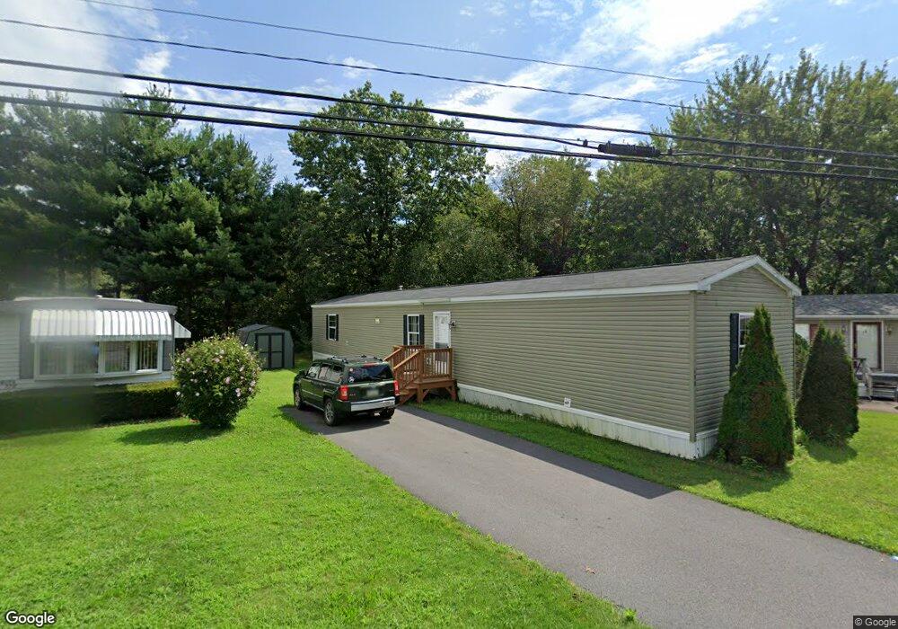 177 Village Dr, Taylor, PA 18517 - photo 1