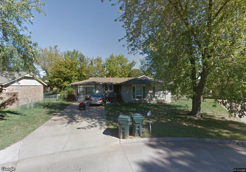 1108 W School Ct, Claremore, OK 74017 - photo 1