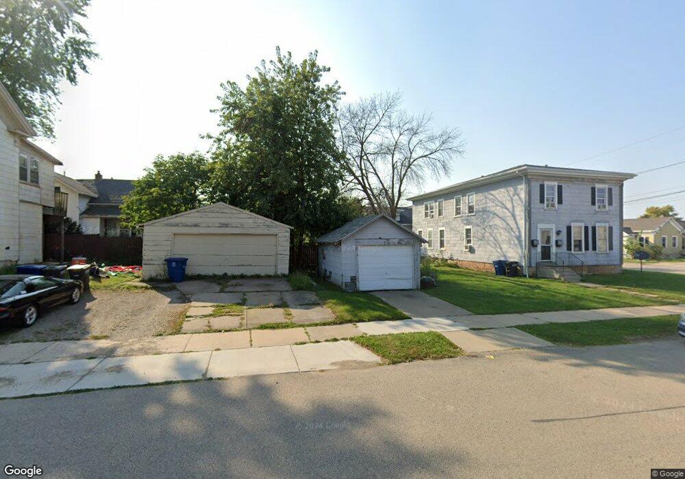 807 Minnesota St, Oshkosh, WI 54902 - photo 1