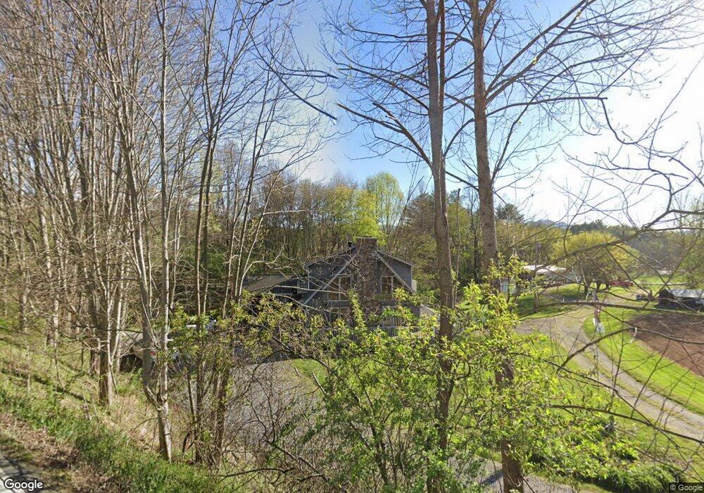 23 Sassafras Dr, Burnsville, NC 28714 - photo 1