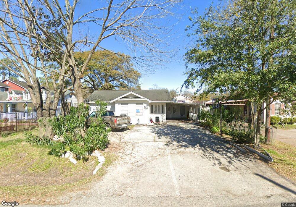 6903 Larkstone St, Houston, TX 77028 - photo 1