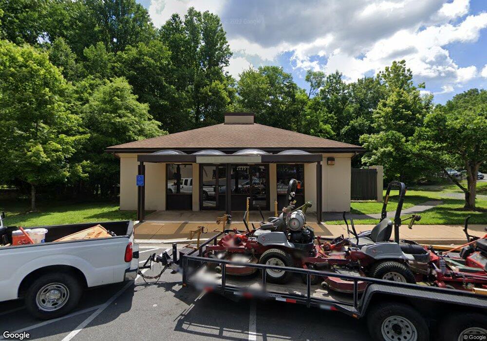 2235 Soapstone Dr, Reston, VA 20191 - photo 1