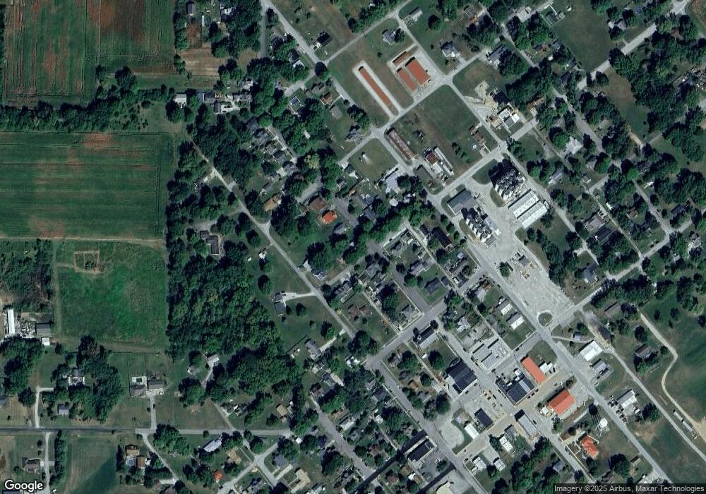 300 N Oakland St, Colfax, IN 46035 - photo 1