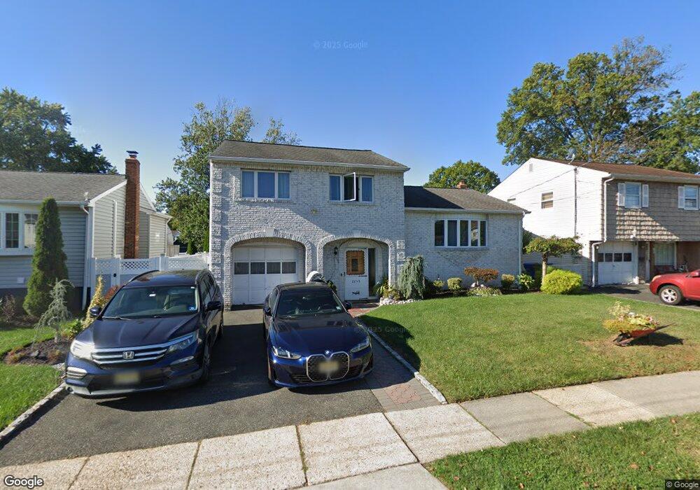 2215 Old Grove Rd, Linden, NJ 07036 - photo 1