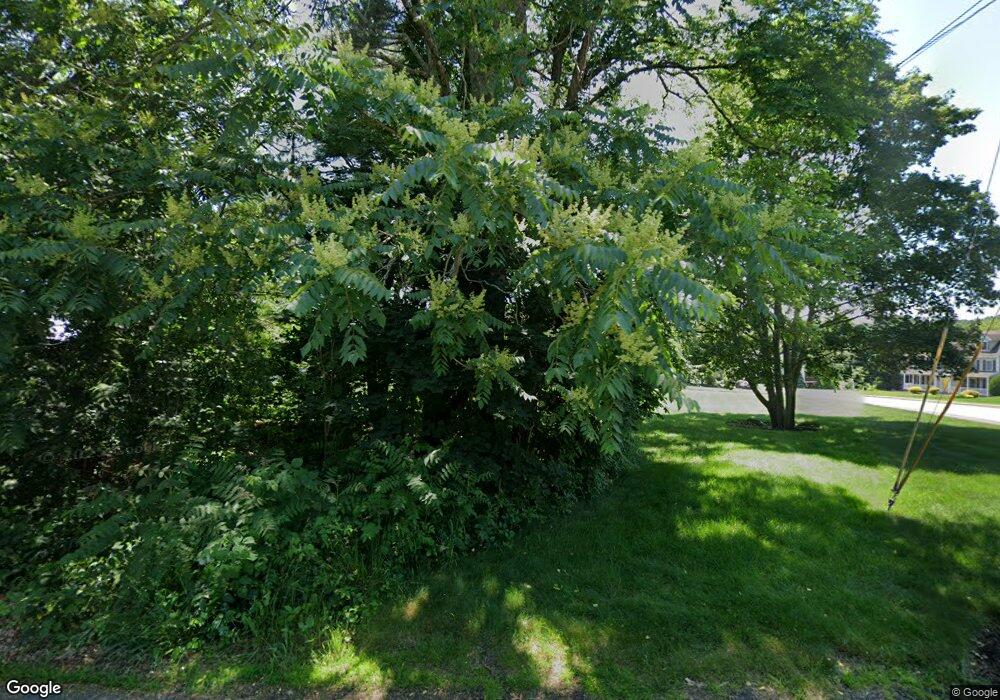 1190 Hildreth St, Dracut, MA 01826 - photo 1