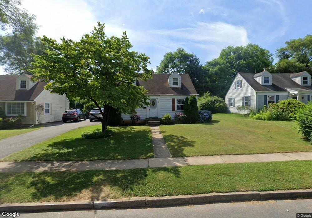 2820 Elm Ct, Allentown, PA 18103 - photo 1