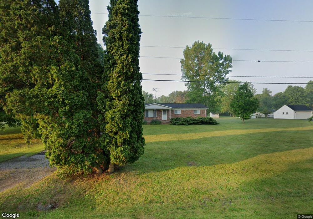 4426 E Carpenter Rd, Flint, MI 48506 - photo 1