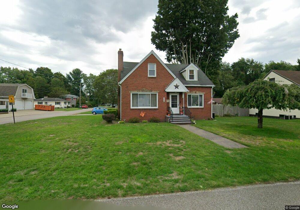 410 Longview Ave, Conneaut, OH 44030 - photo 1