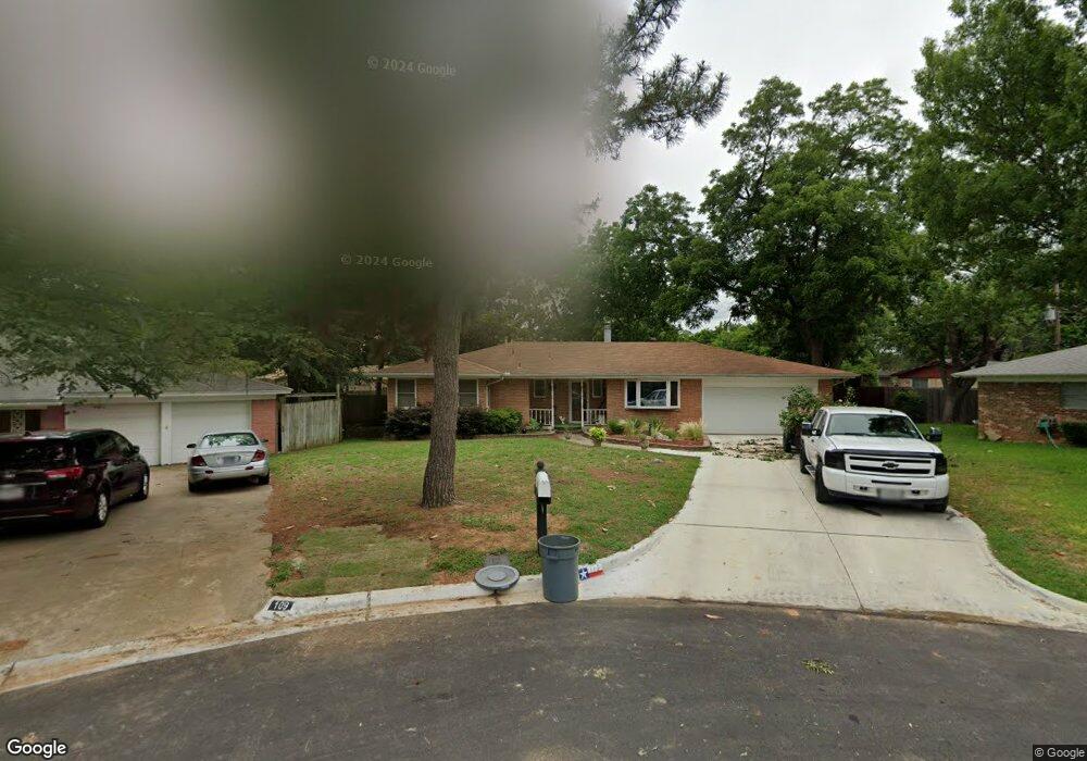 113 Crosstimber Ct, Hurst, TX 76053 - photo 1