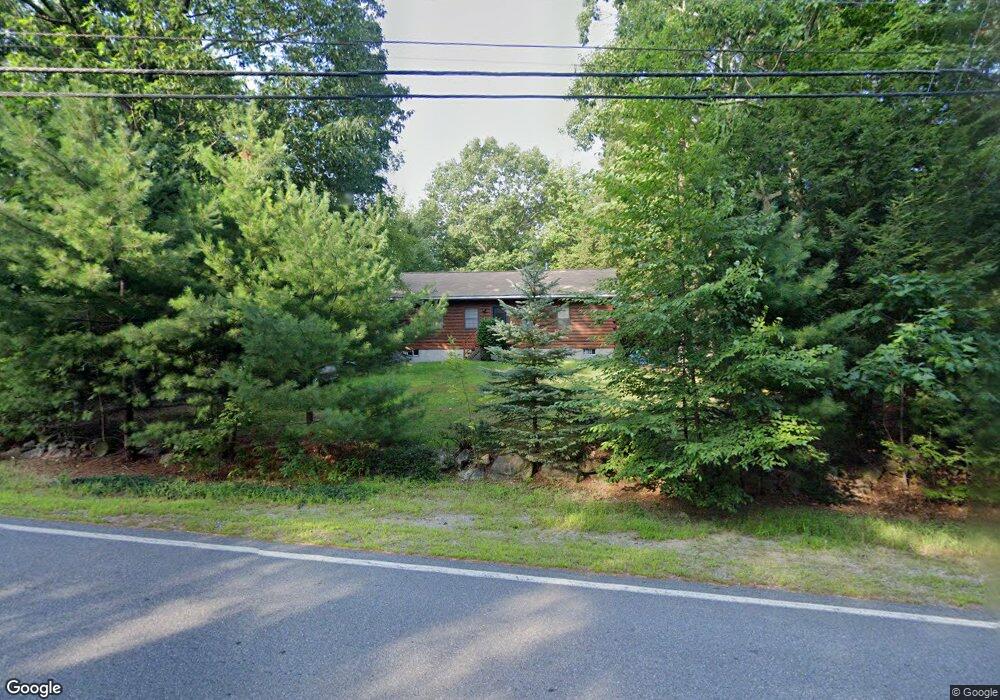 363 Wallace Rd, Goffstown, NH 03045 - photo 1