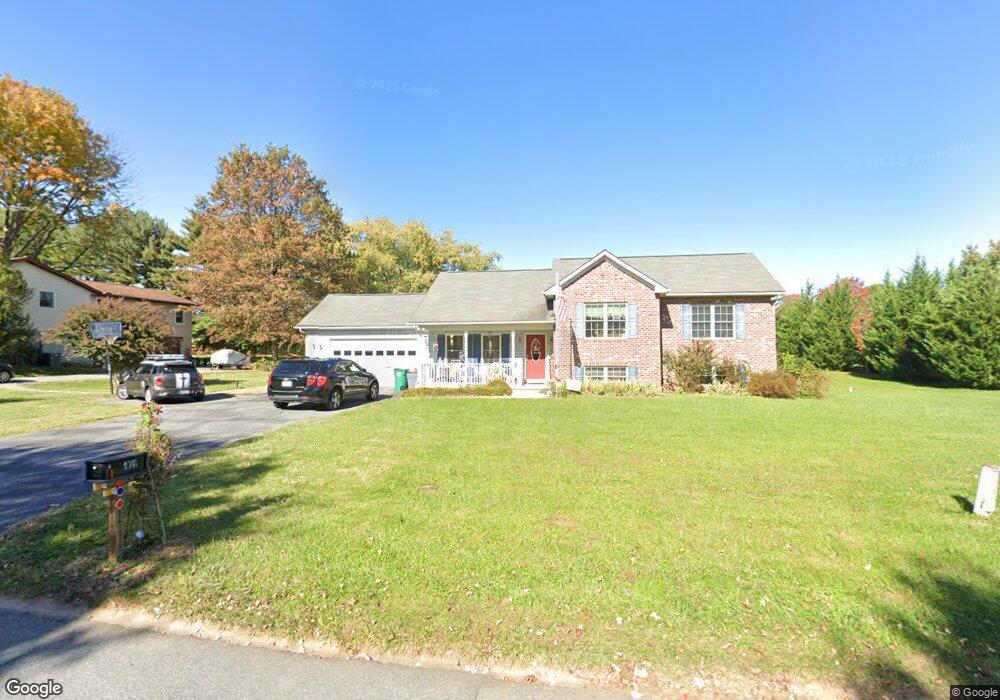1016 Caren Dr, Sykesville, MD 21784 - photo 1