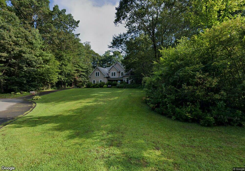 5 Gooseberry Ln, Hadley, MA 01035 - photo 1