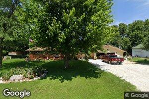 215 W Ontario St, Oneida, IL 61467