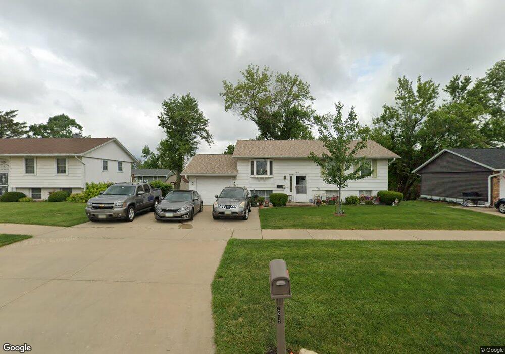 2812 33rd Ave SW, Cedar Rapids, IA 52404 - photo 1