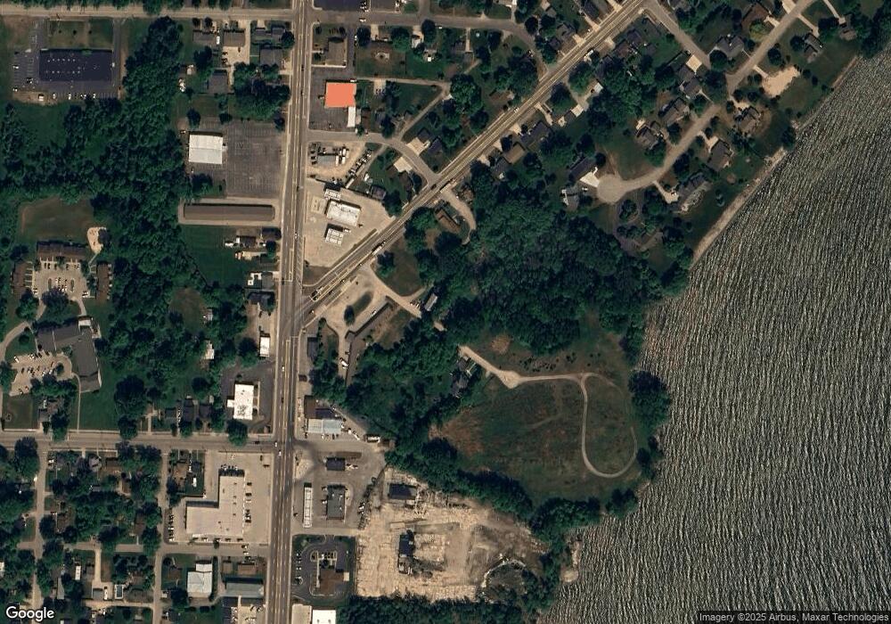 913 39th Ave, Menominee, MI 49858 - photo 1