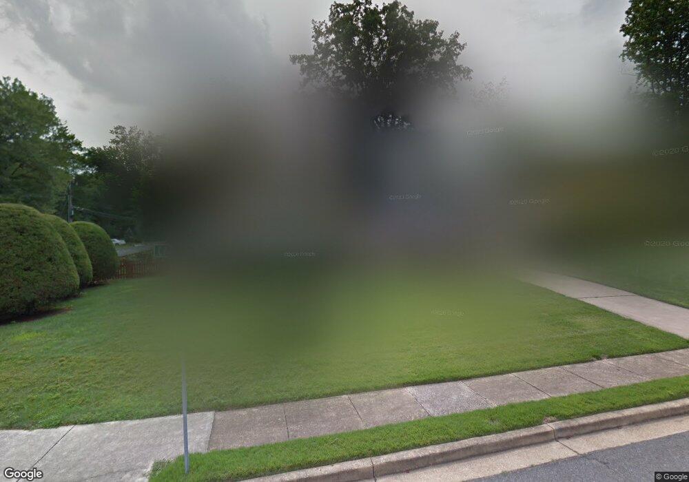 901 Carole Ct SE, Vienna, VA 22180 - photo 1